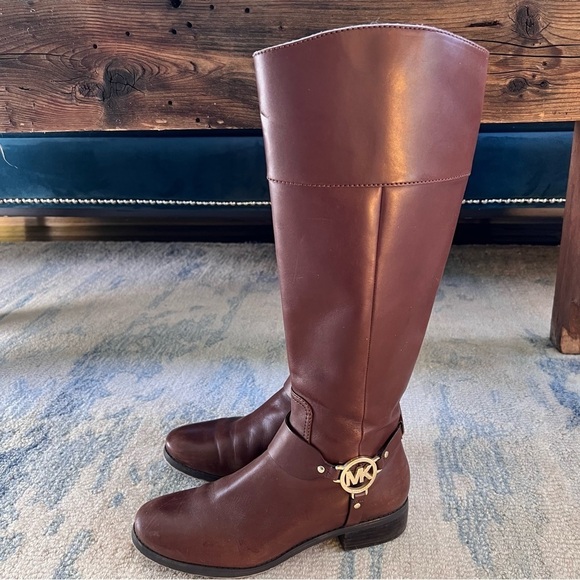 MICHAEL KORS FULTON HARNESS GOLD MK LOGO MOCHA BROWN TALL RIDING BOOTS SIZE 8 - Picture 1 of 12